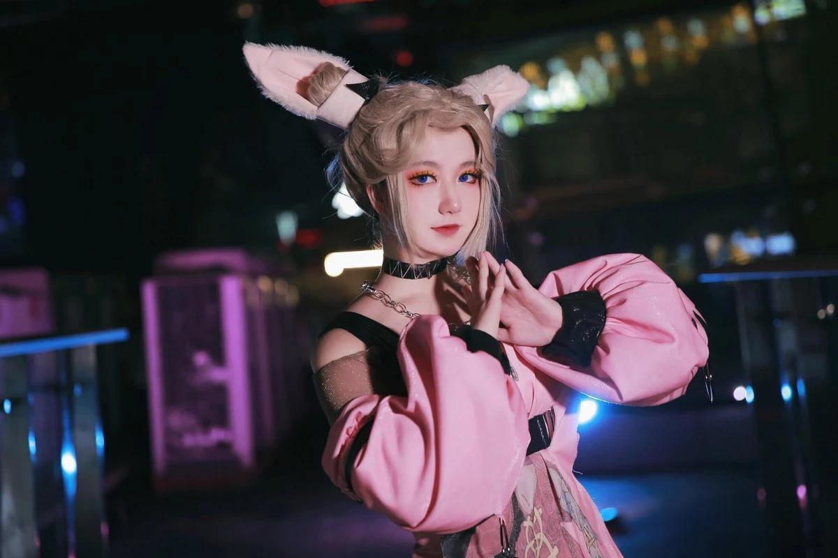 網絡美女翰耐Cosplay套圖合集主題明日方舟系列+英雄聯盟系列性感寫真113P(66)