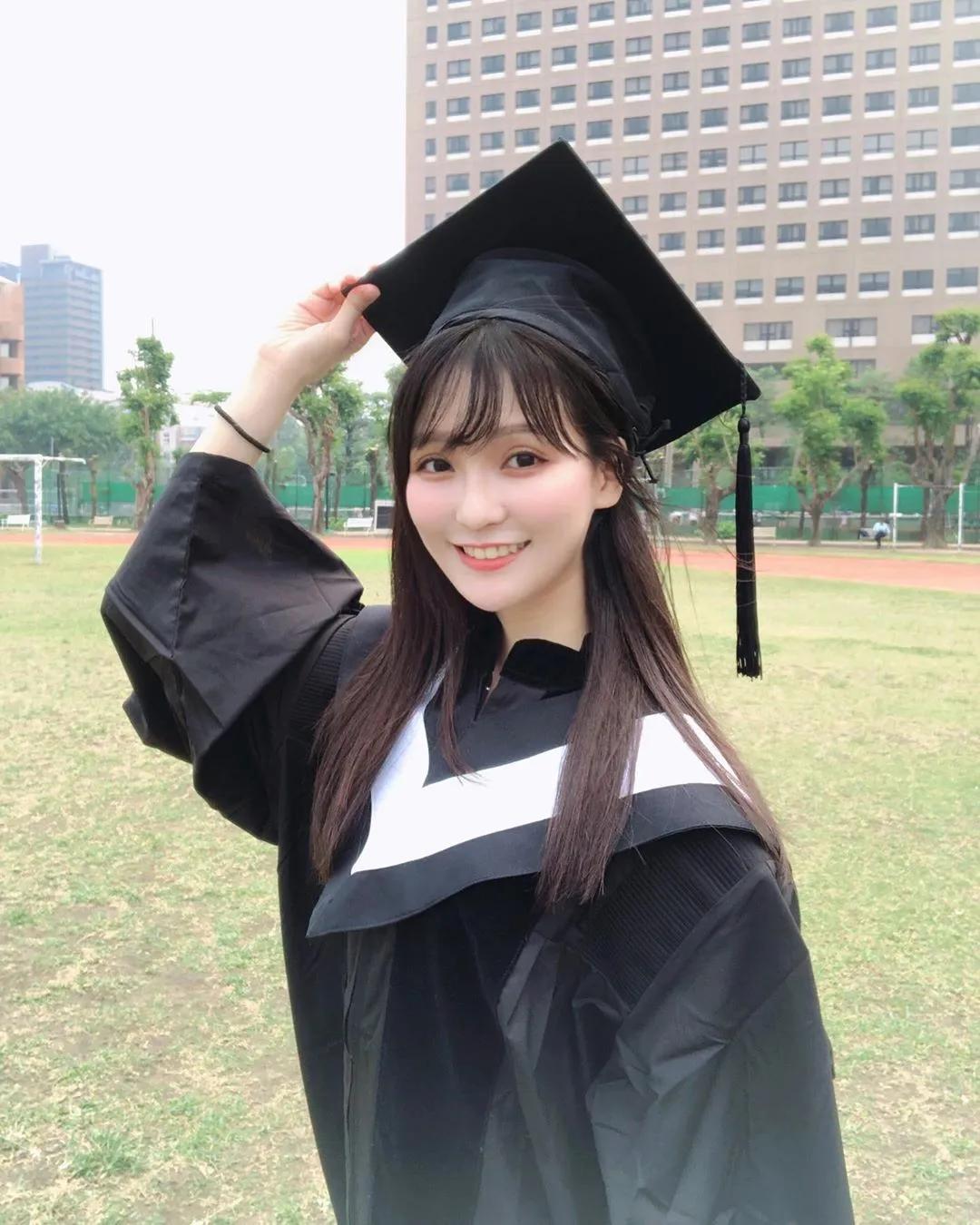 医生正妹爱唱歌 翻唱四叶草《好想你》大受欢迎(8)