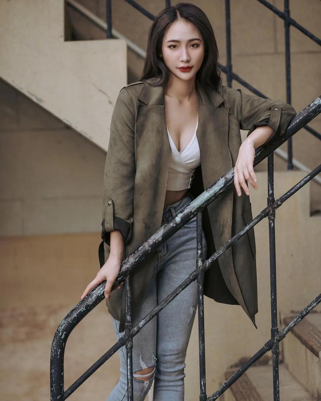 台湾最性感女骑士「甜心小猫」火辣骑乘　背后视角浑圆美臀太犯规-小湿妹图(10)