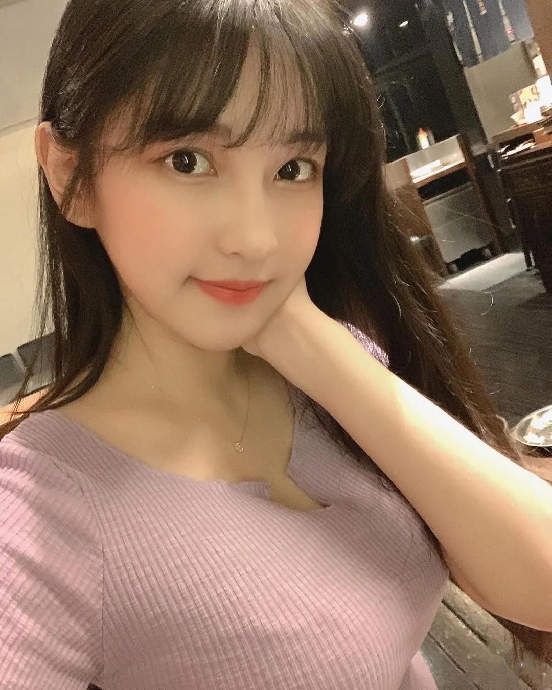 超正实况主依梨 身材发育惊人！粉丝看了按耐不住(7)