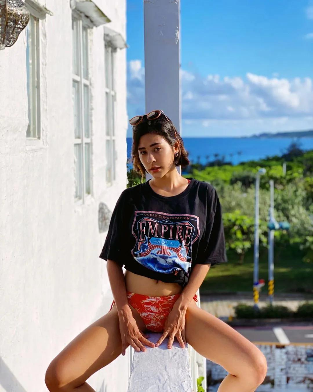 正能量爆表！日法混血「雷达达」深邃轮廓超极品，性感美体上山下海都辣气不减！-小湿妹图(5)