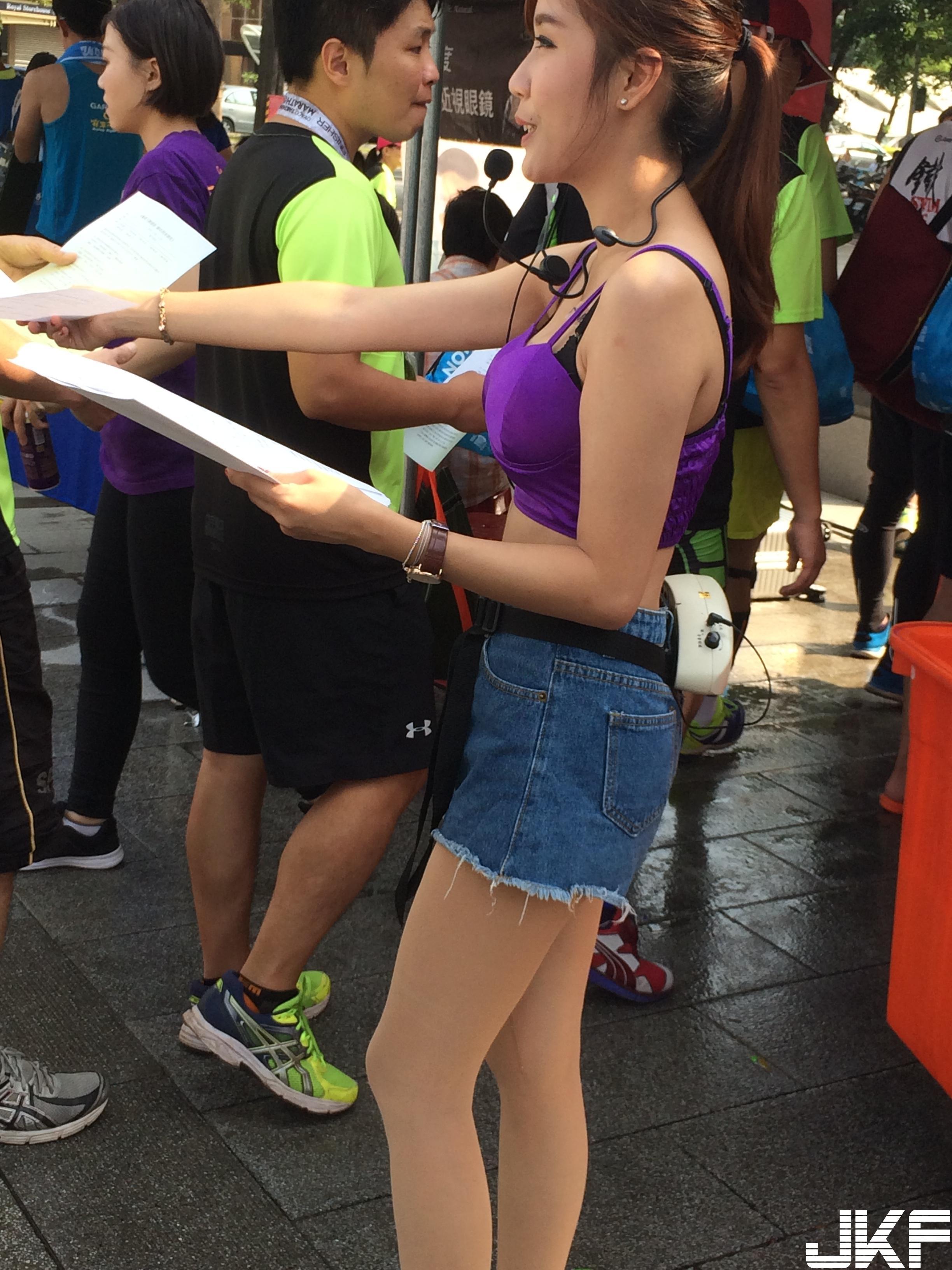 很敬业的show girls 03(44)