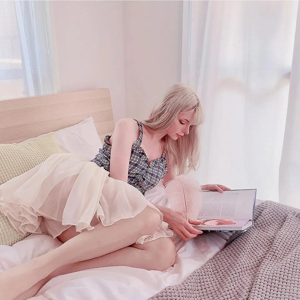 北爱尔兰正妹到日本发展「画风突变」　萌系性感的装扮让人燃起痴汉魂-小湿妹图(3)