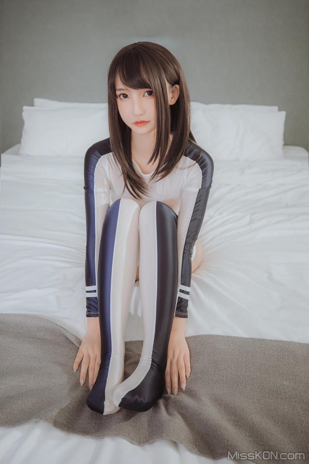 Coser@神楽坂真冬 Vol.087: 绝对企画-竞泳主题《水之形2》 (150 photos )(14)