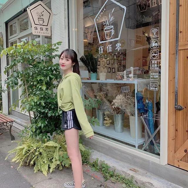 陈0 乳量惊人不含糊......出乎意料的火辣啊！(2)