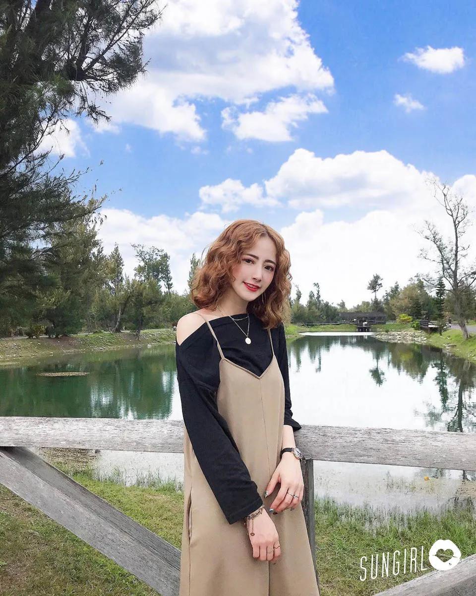 灰灰、网美民宿睡前泡澡配电视，甜美模样隐藏超魔鬼身材！(10)