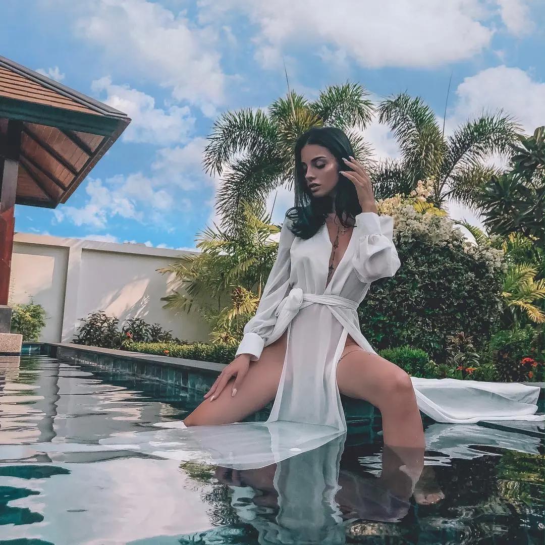 很难不想歪啊！甜心正妹「尺度大解放」　表情销魂又满足享受到不行(10)