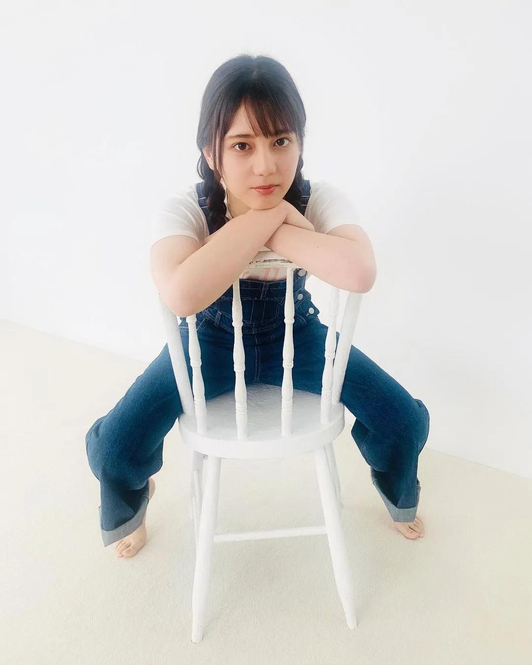 想成为那颗水蜜桃！日向坂46「小坂菜绪」甜笑大啖水果　纯爱视角炙热放电整个犯规-小湿妹图(19)