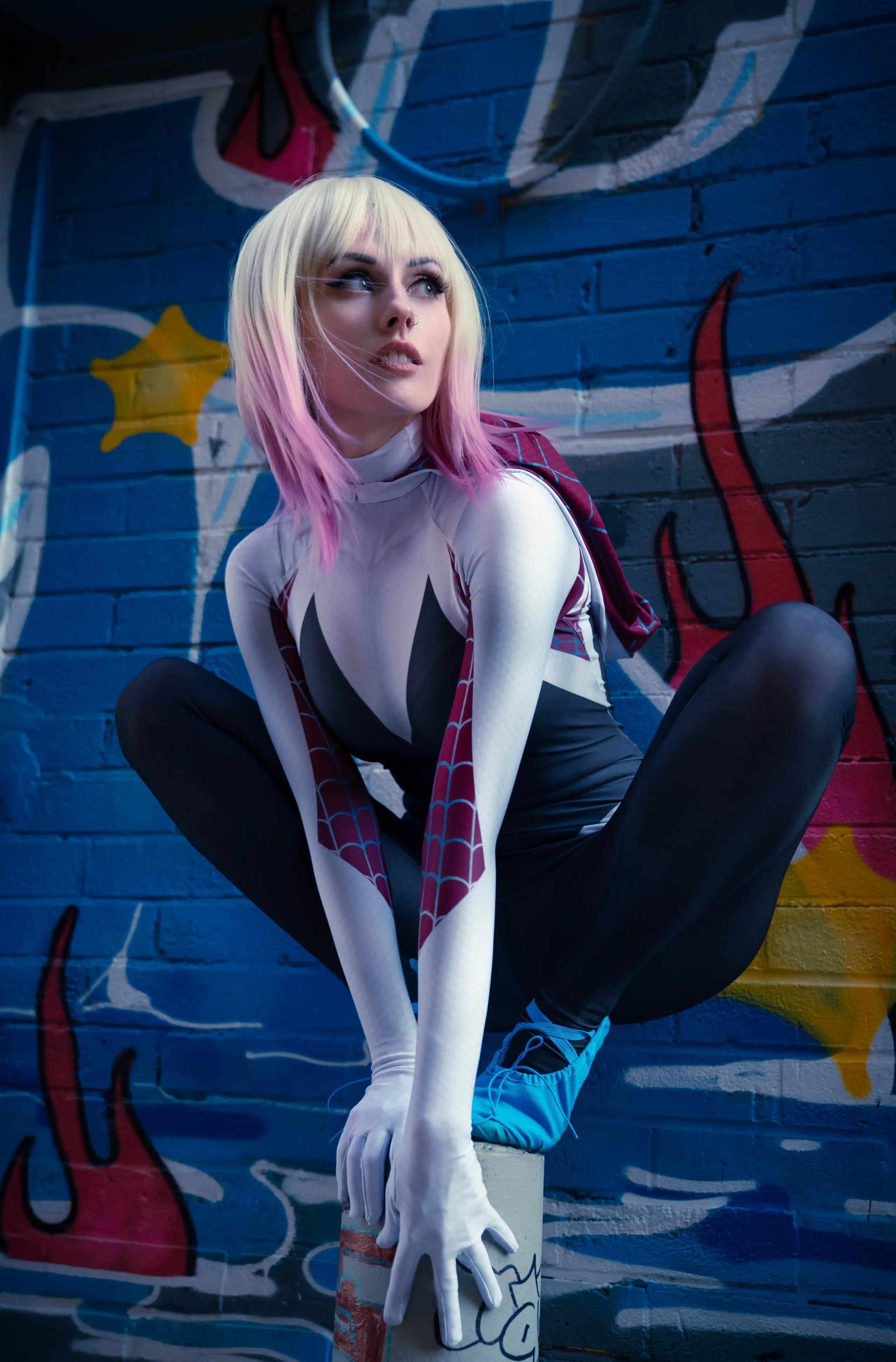 Rolyatistaylor - Spider Gwen(15)