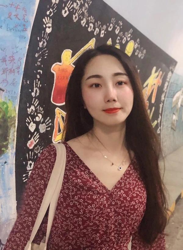 大学清纯妹子尺度私拍不雅视图合集(26)