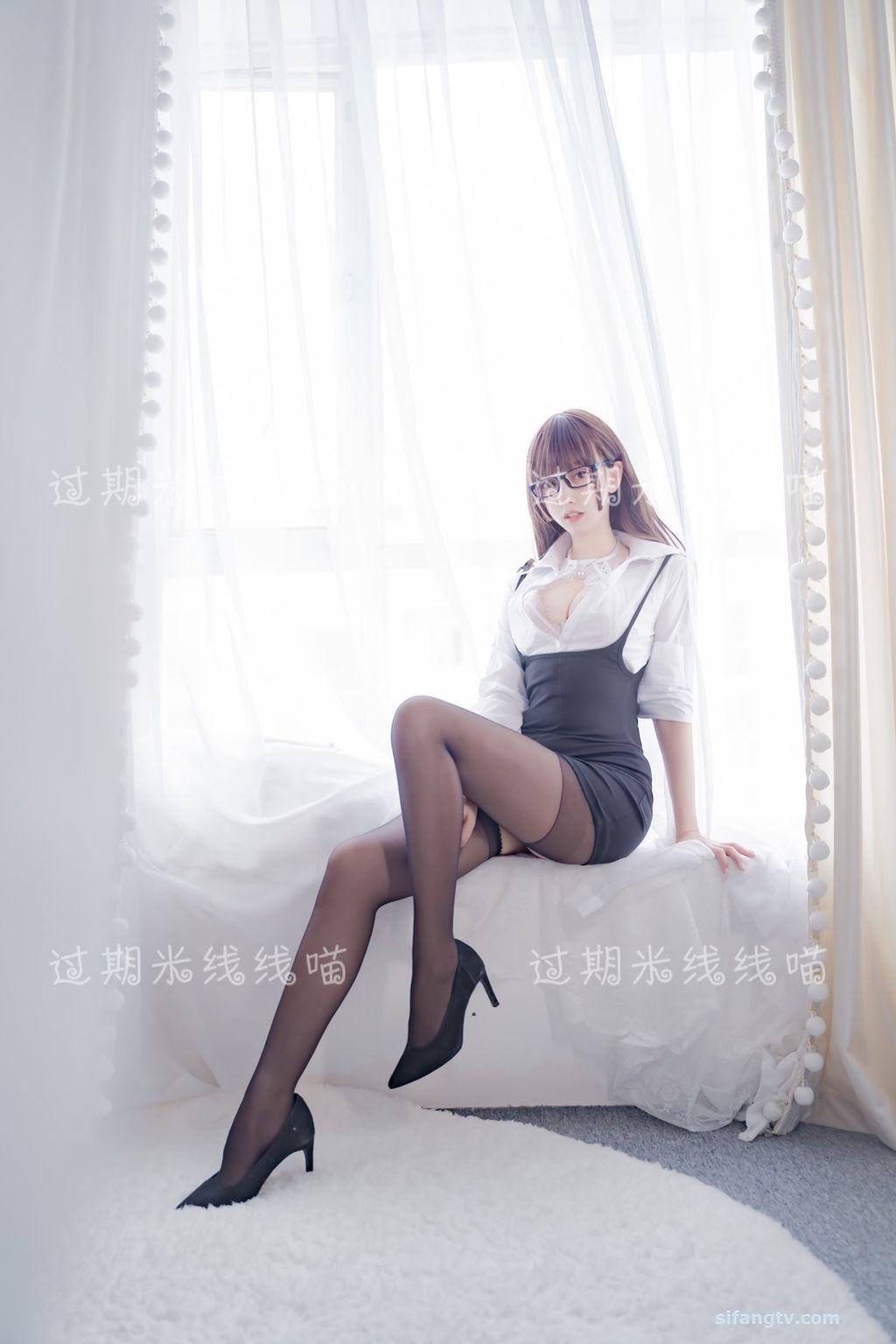 Coser @ 过期 米线 线 喵: OL 情欲 (40 photos)(24)