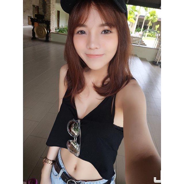 大胸牙套妹！PTT推爆的牙套正妹「陈宁亚」除了有甜美脸蛋还有一对可人嫩乳：当女友最好-小湿妹图(9)