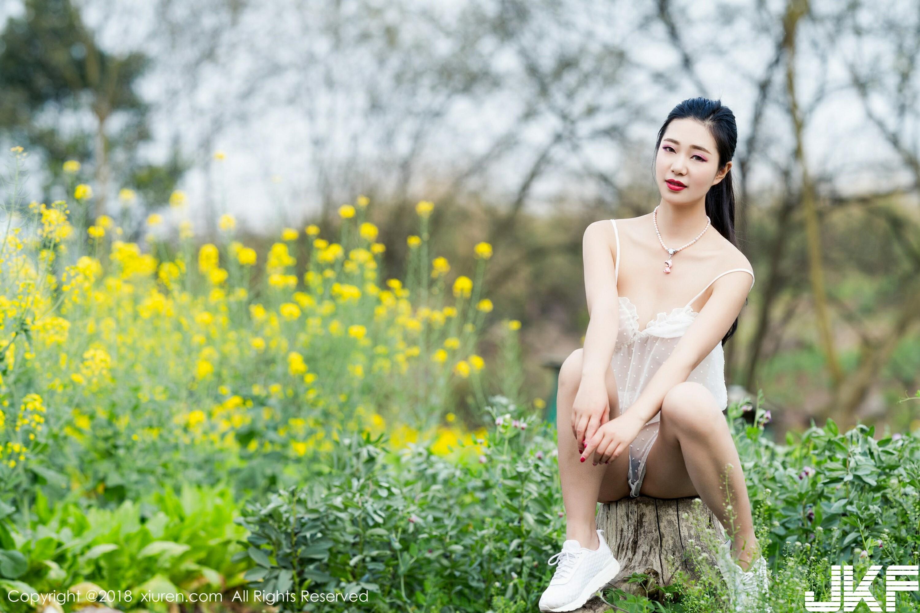 宋-KiKi2018.05.29No1058 _秀人网(27)