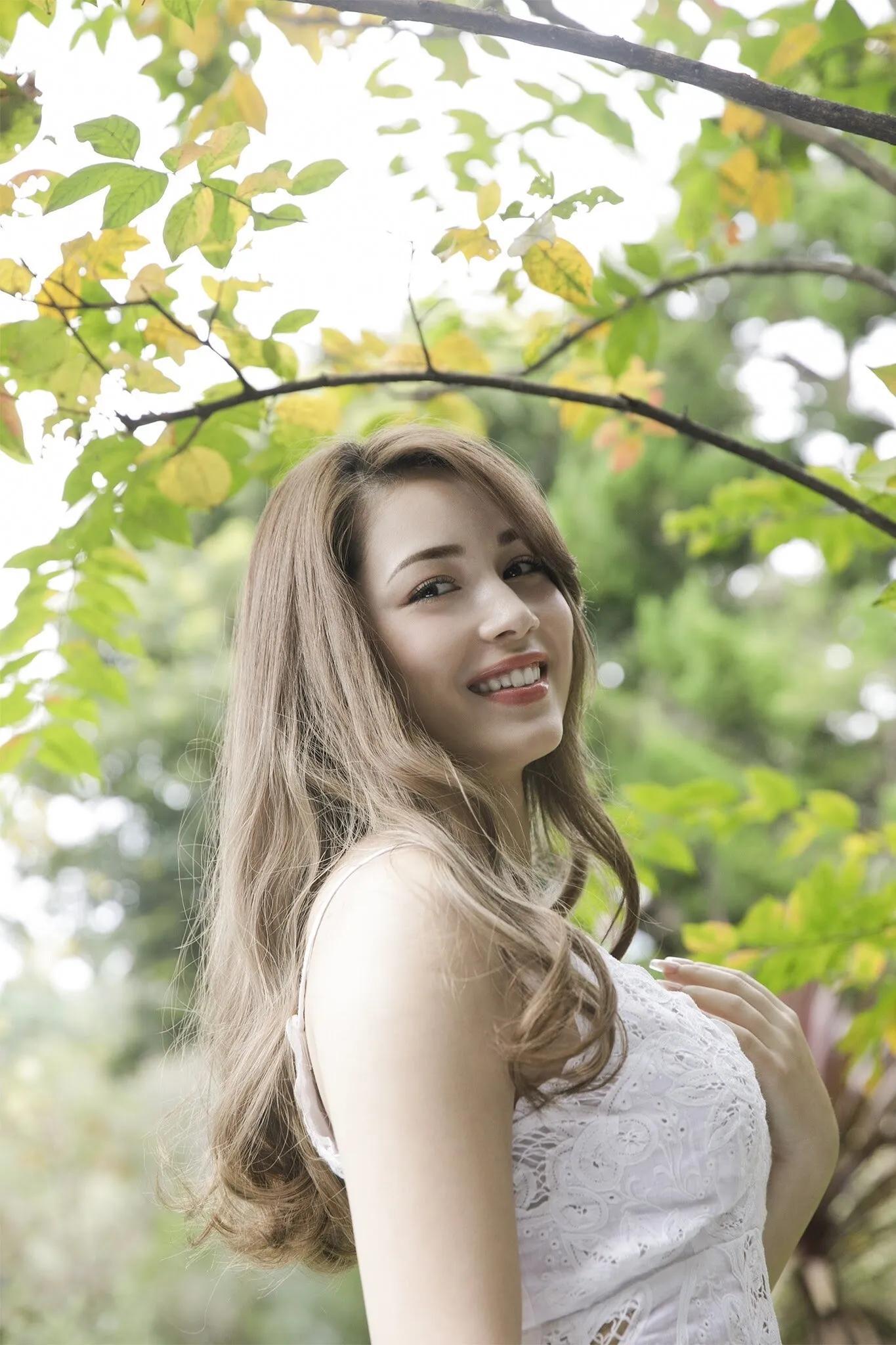 混血天菜「ミッシェル爱美」仿佛被上帝亲吻过神级美貌　白皙美肌更是如牛奶般丝滑-小湿妹图(11)