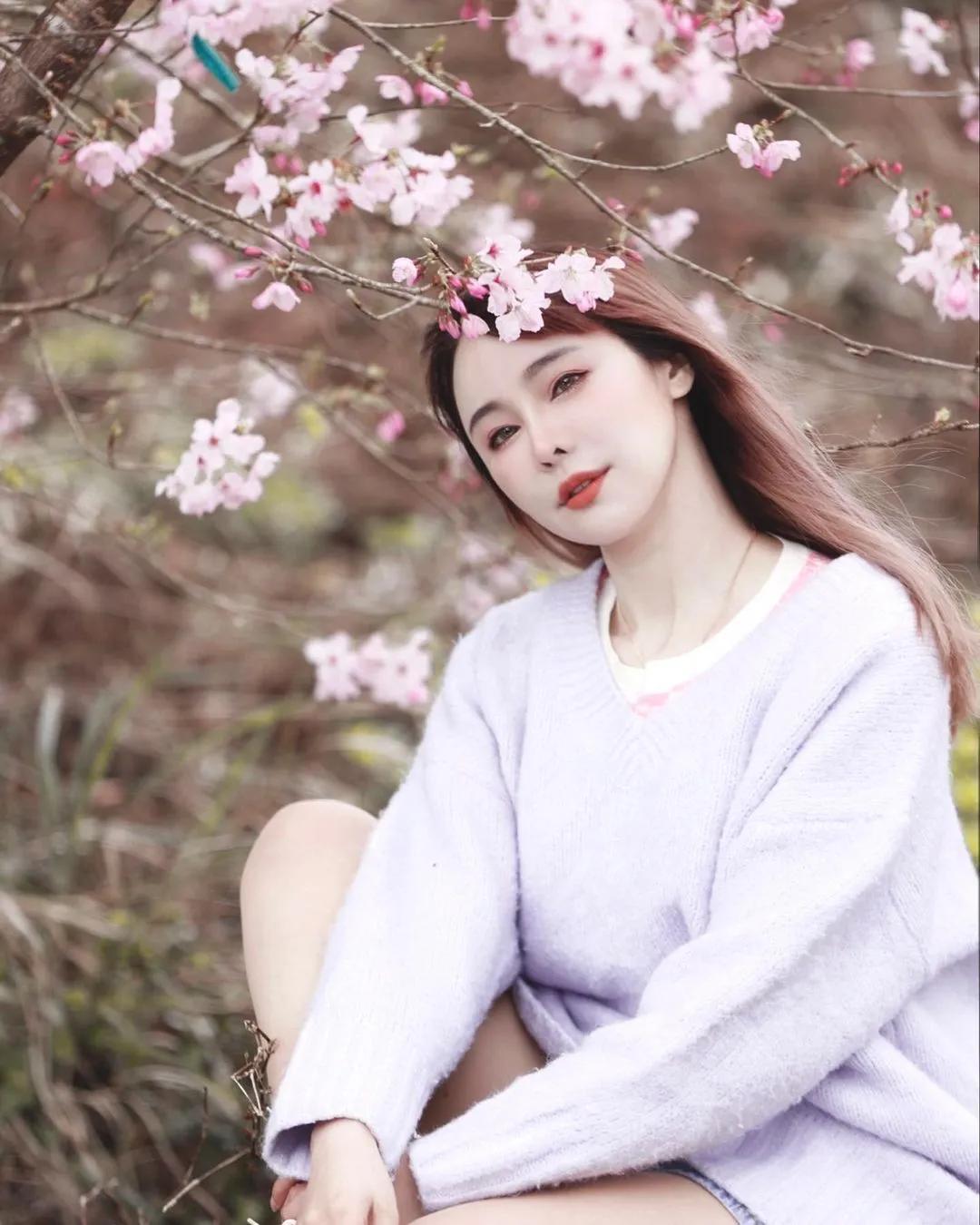 甜美女孩「采依」亮丽美颜+若隐若现身材让人看了心动(18)