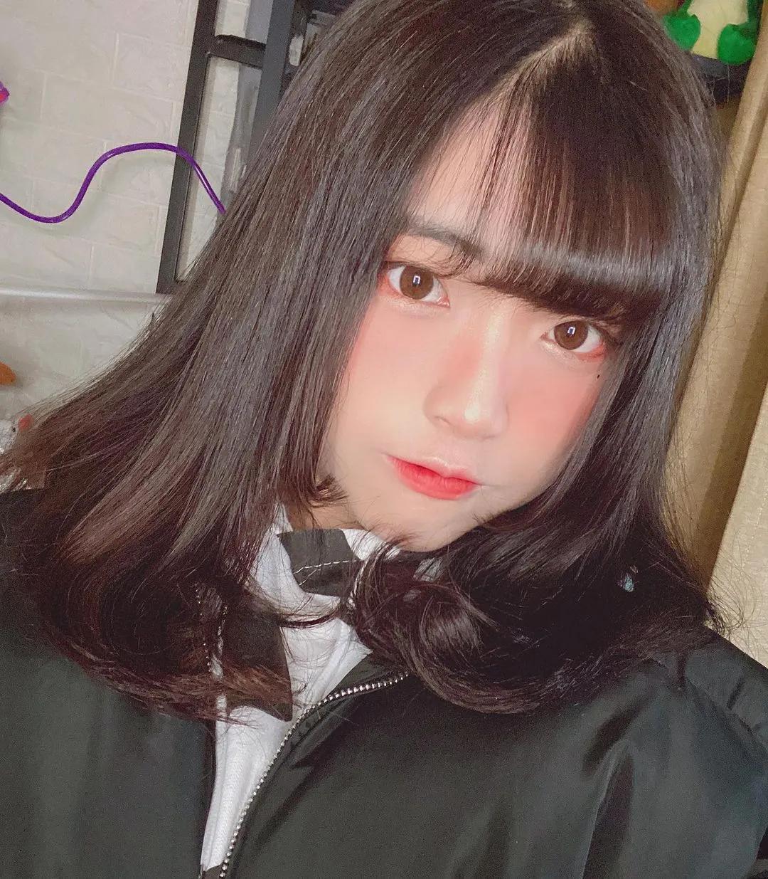 逸馨一亿元  气质感爆棚！「女友感十足」IG已神(3)