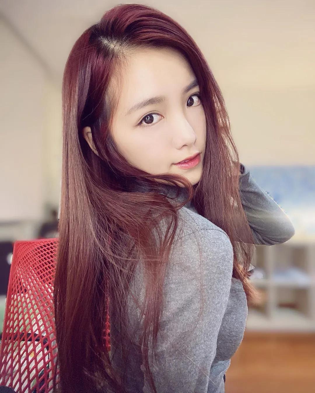 李恩菲x菲菲Aviva 女友力爆棚！网投降：看了心情好