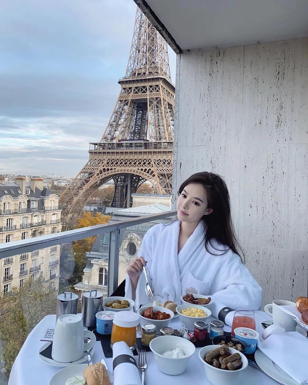 有没有注意到我的右手在做什么? Nicky(10)