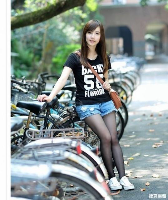 透肤黑丝的诱人吸引力(13p)(1)