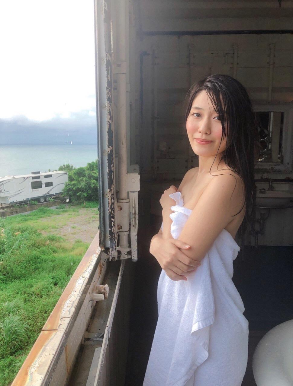 被AV耽误的演员 神宫寺奈绪 演技无懈可击 身材也天然 韵味也十足 快去复习吧(10)