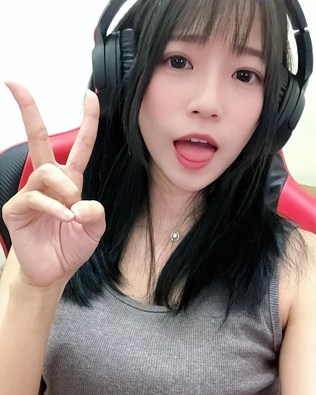 欧安 若隐若现的好身材霸气外露(10)