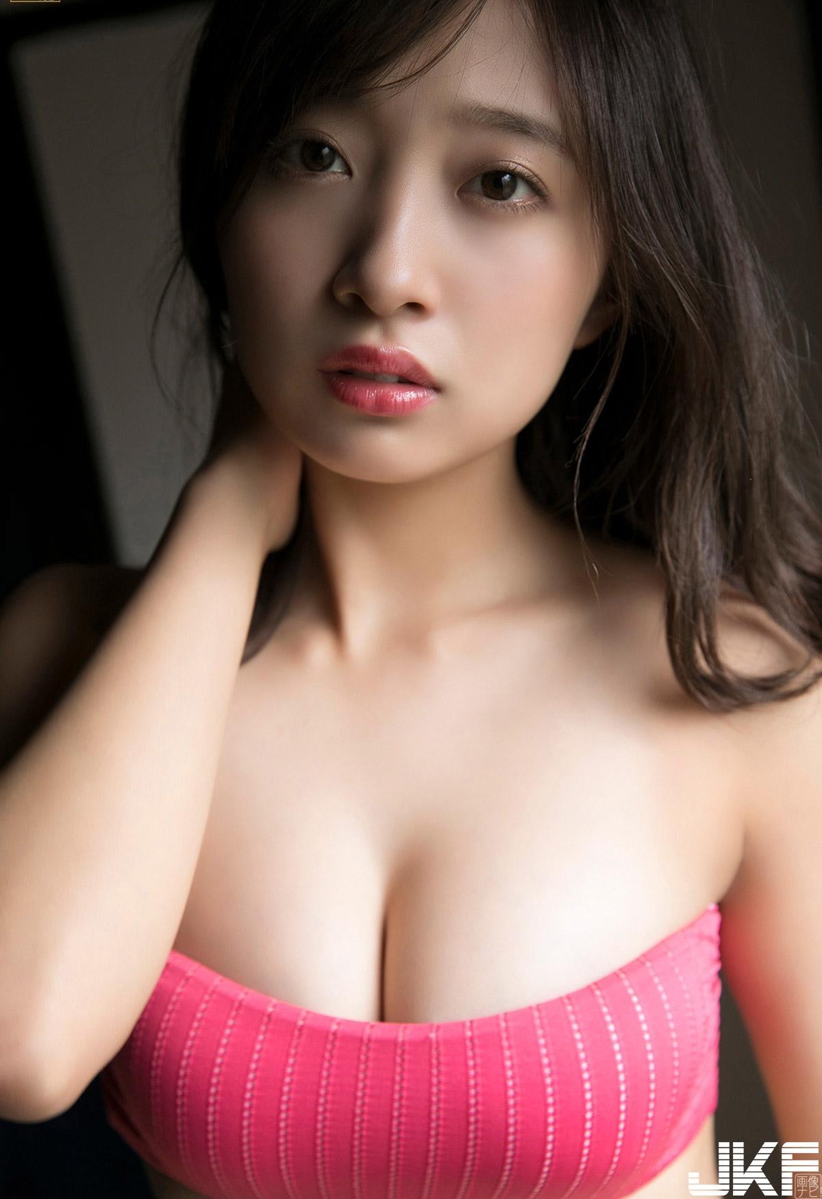 日本第一可爱「睡颜奶妹」渡邉幸爱初解禁　害羞解开最后一丝防线让人想冲了！-小湿妹图(16)