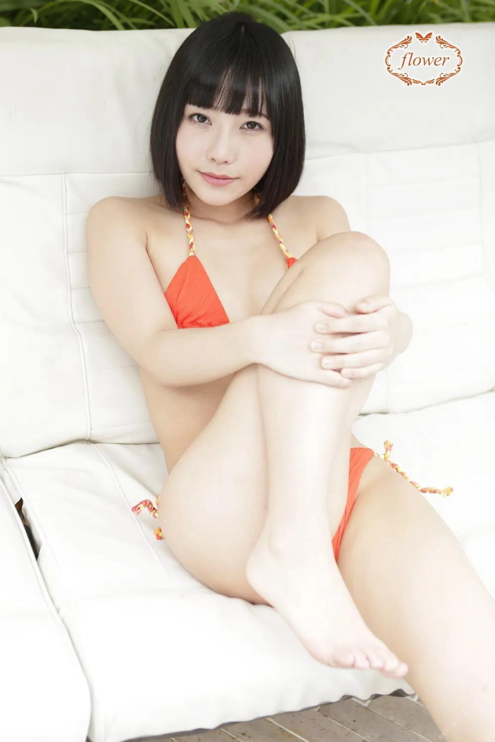 Yui Shirasaka 白坂有以 - FLOWER vol.01(15)