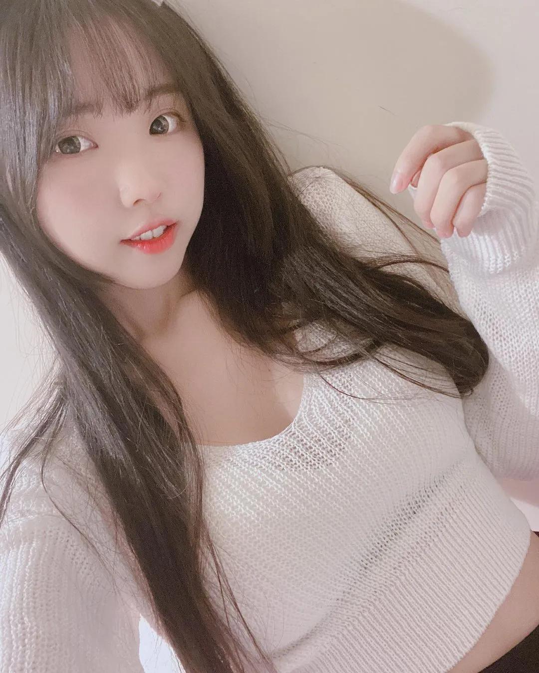 赵兔兔 可爱外型萌度爆表 好身材不藏私！