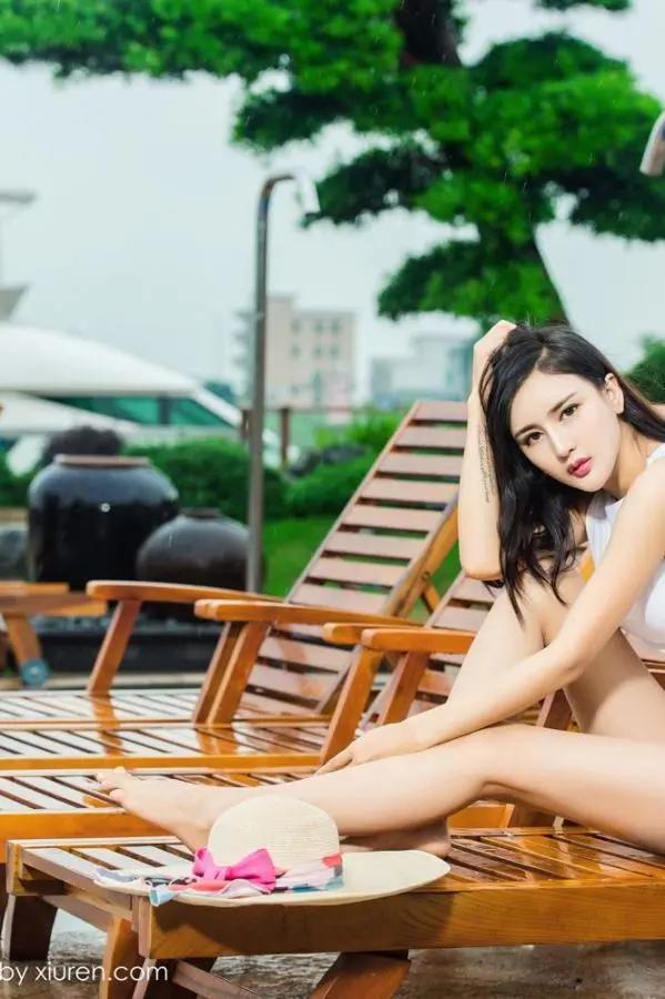 性感御姐梅哥泳池边湿身诱惑(24)