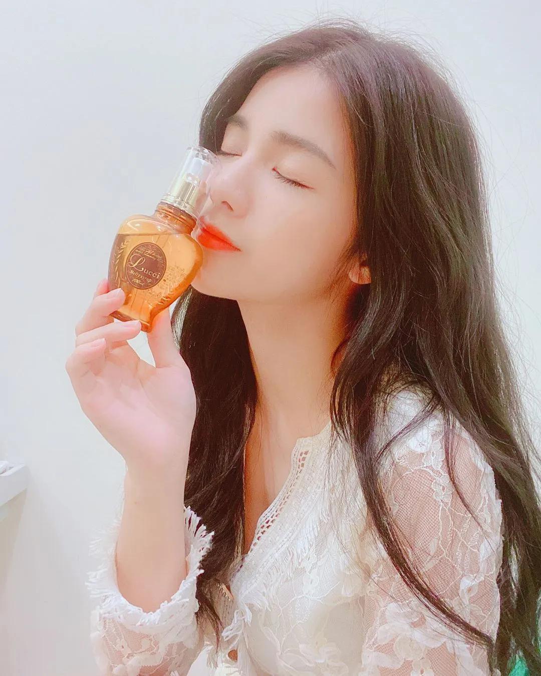 羚小鹿 甜美女孩大眼模样好吸睛 众多粉丝想呵护