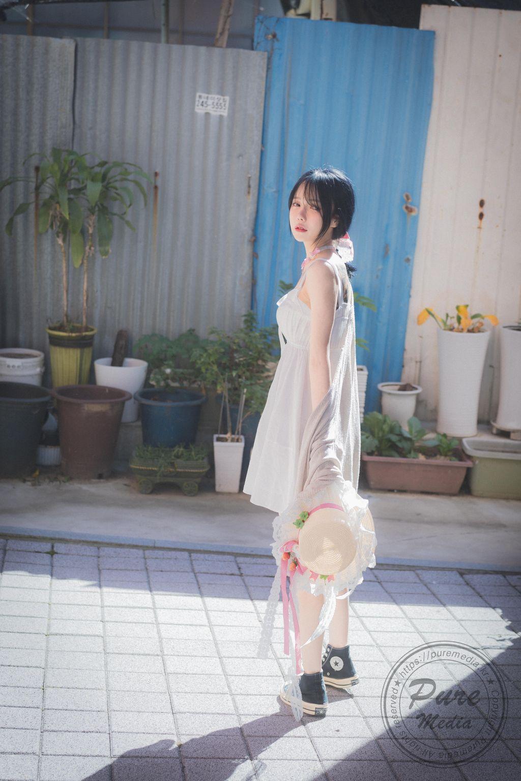 Pure Media Vol.208: Romi (로미) - Hot Date with His Girl (116 photos)(11)