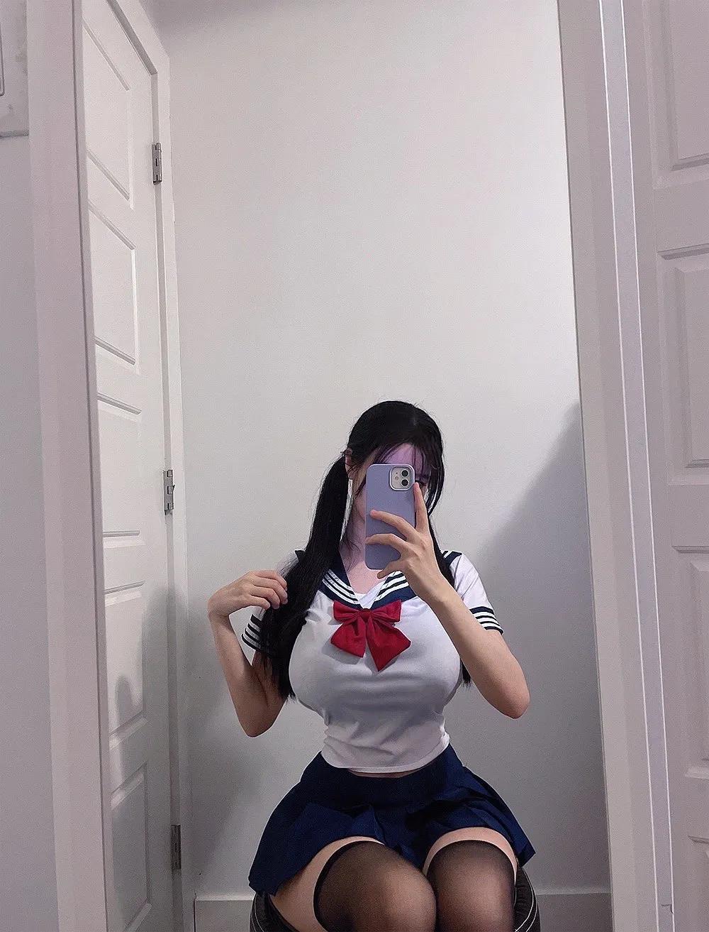 海边大奶妹竟是她…　爆乳翘臀小蛮腰成关键　网友一眼认证本人无误(22)