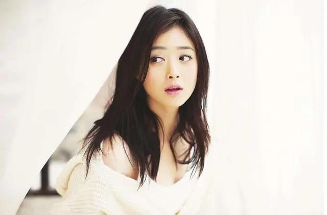 白滨美兎  [Young Jump] 2023 No.46(19)