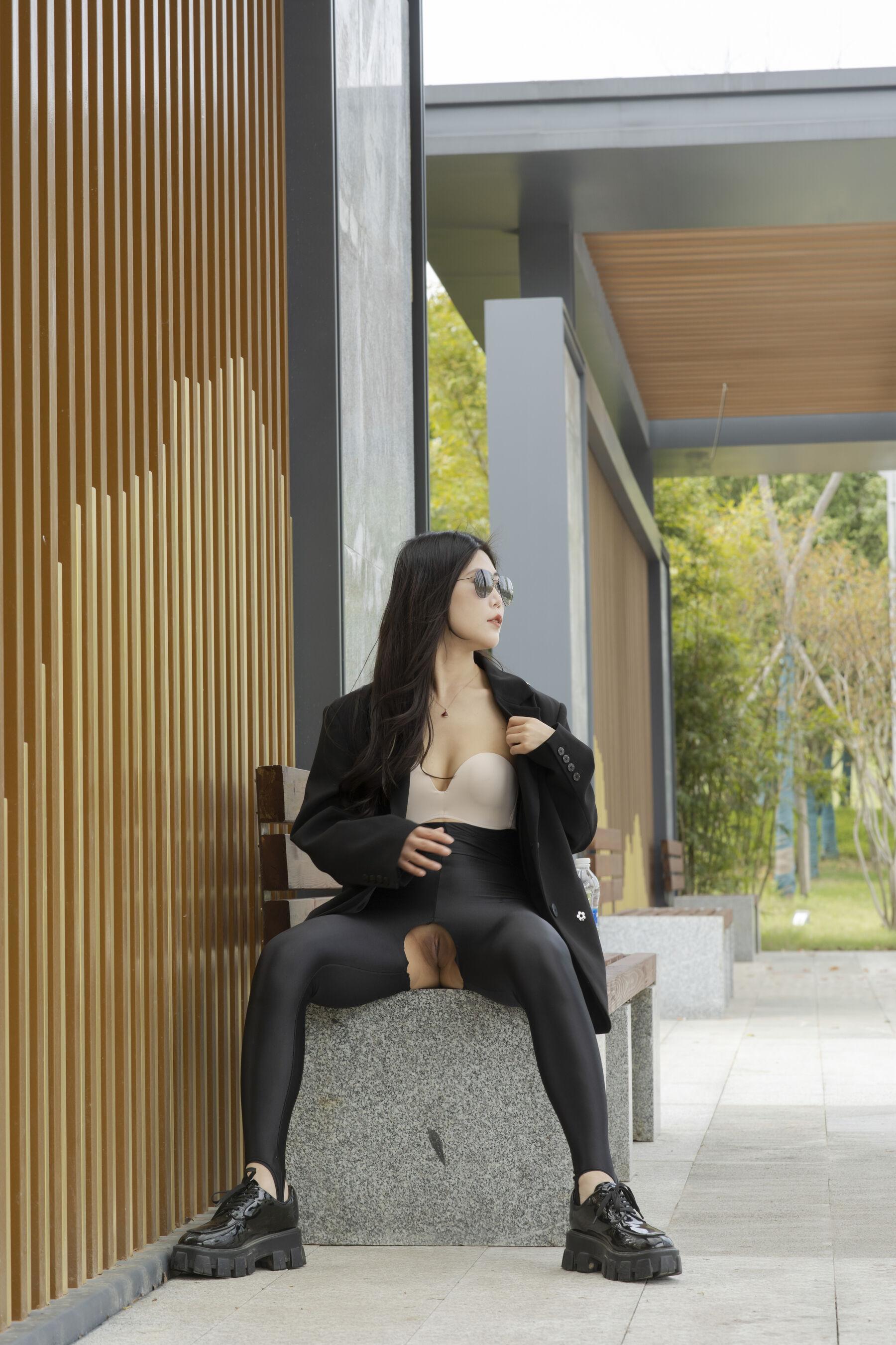 国模套图 国模春彤大尺度人体私拍套图(37)