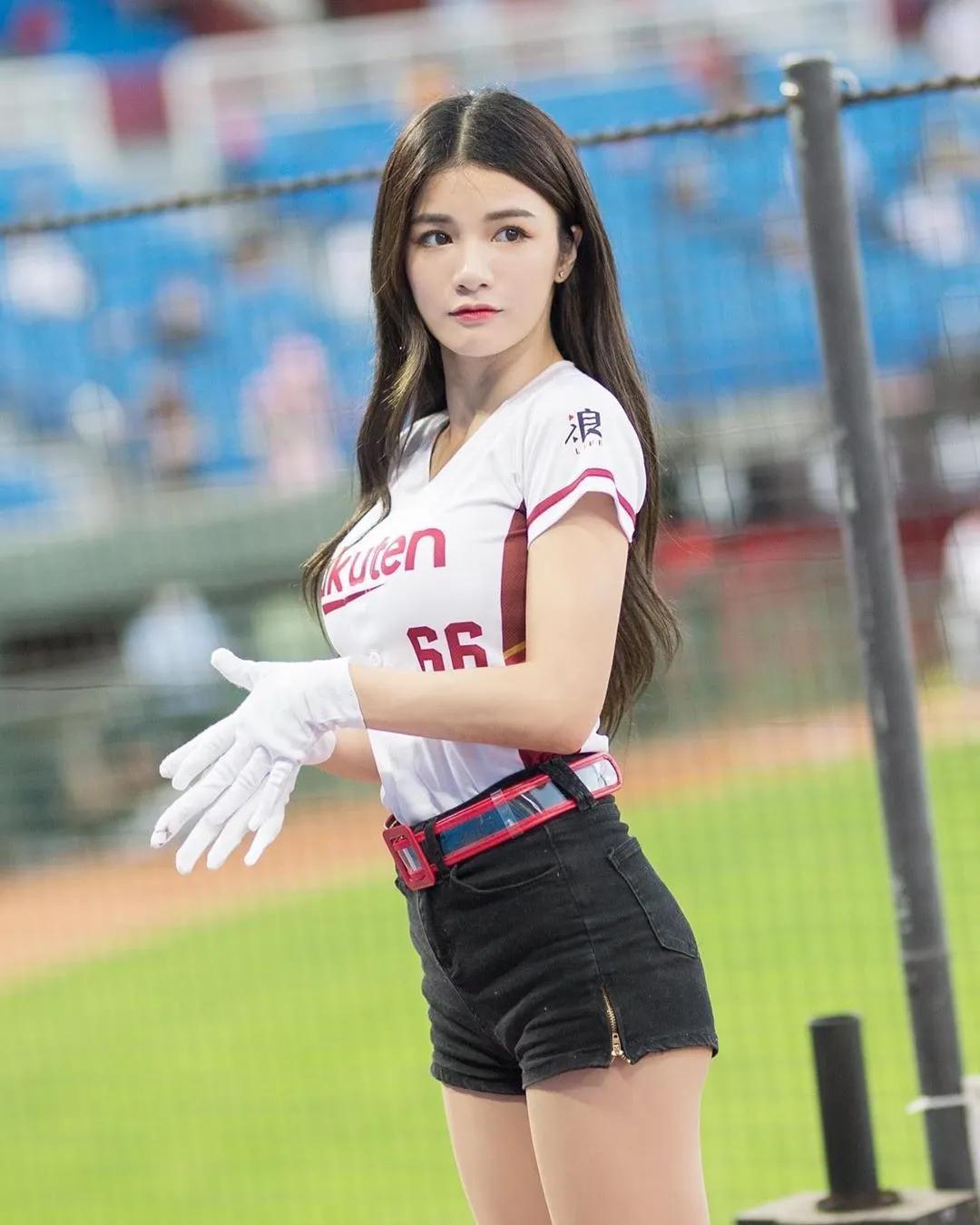 羚小鹿 无辜大眼超诱惑惹人怜(9)