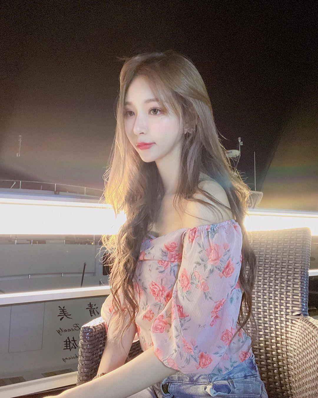 看不出来姐姐腿这么长 赵采瑄(7)