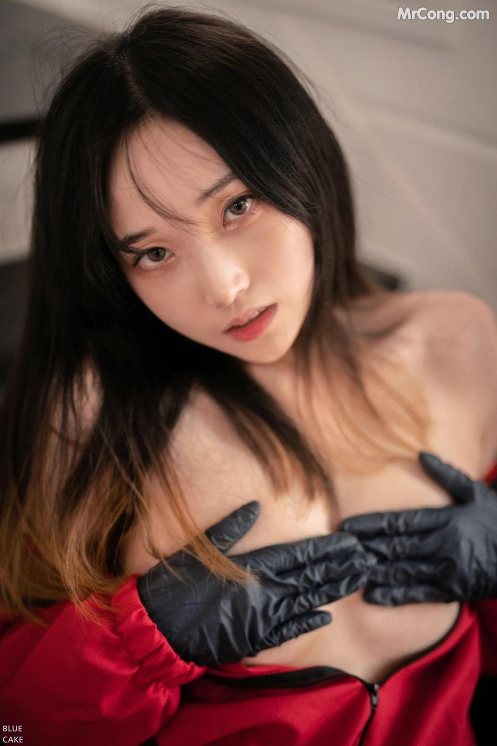 [BLUECAKE] Bambi (밤비) & Son Ye-Eun (손예은): Play Game (124 photos)(66)