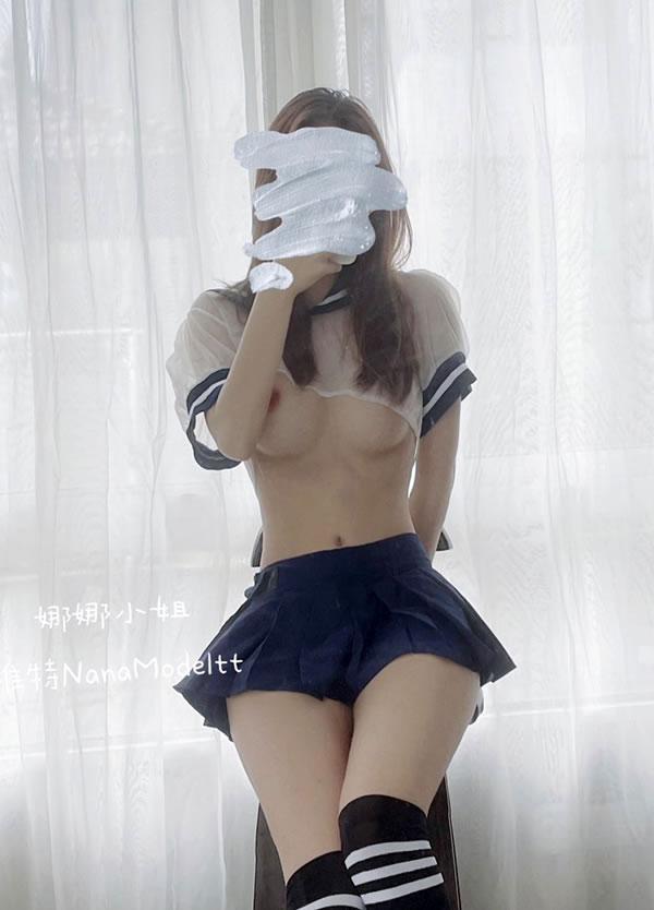 推特小姐姐-娜娜小姐尺度福利图包(20)