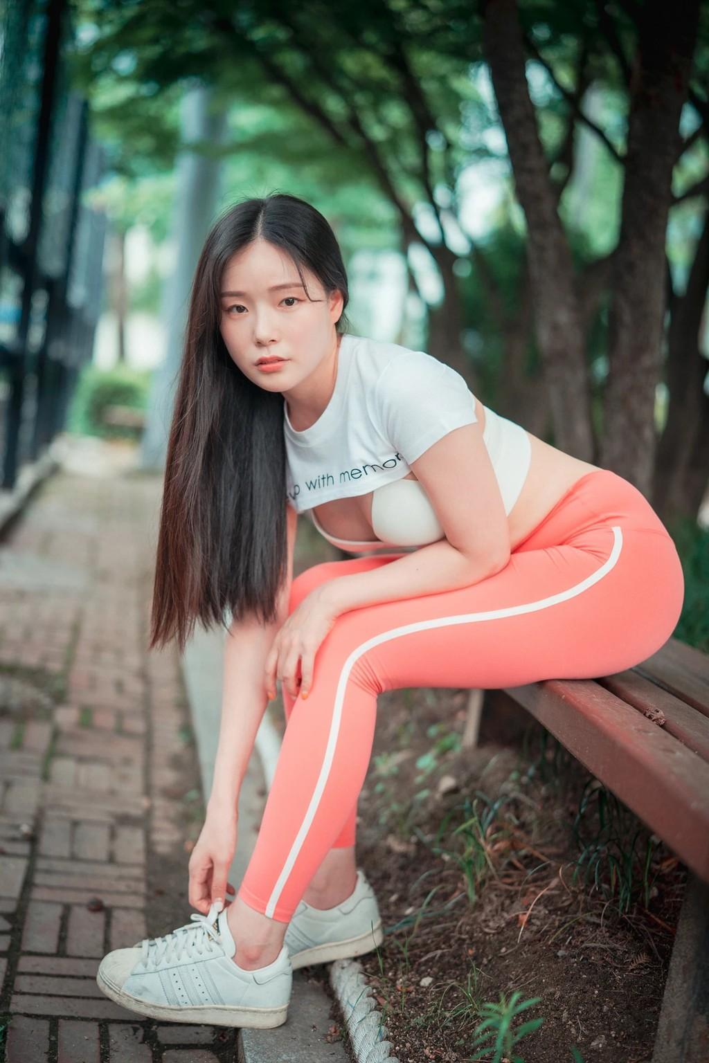 DJAWA Photo - Pia (피아): "Loose and Tight Salmon Pink" (61 photos)(22)
