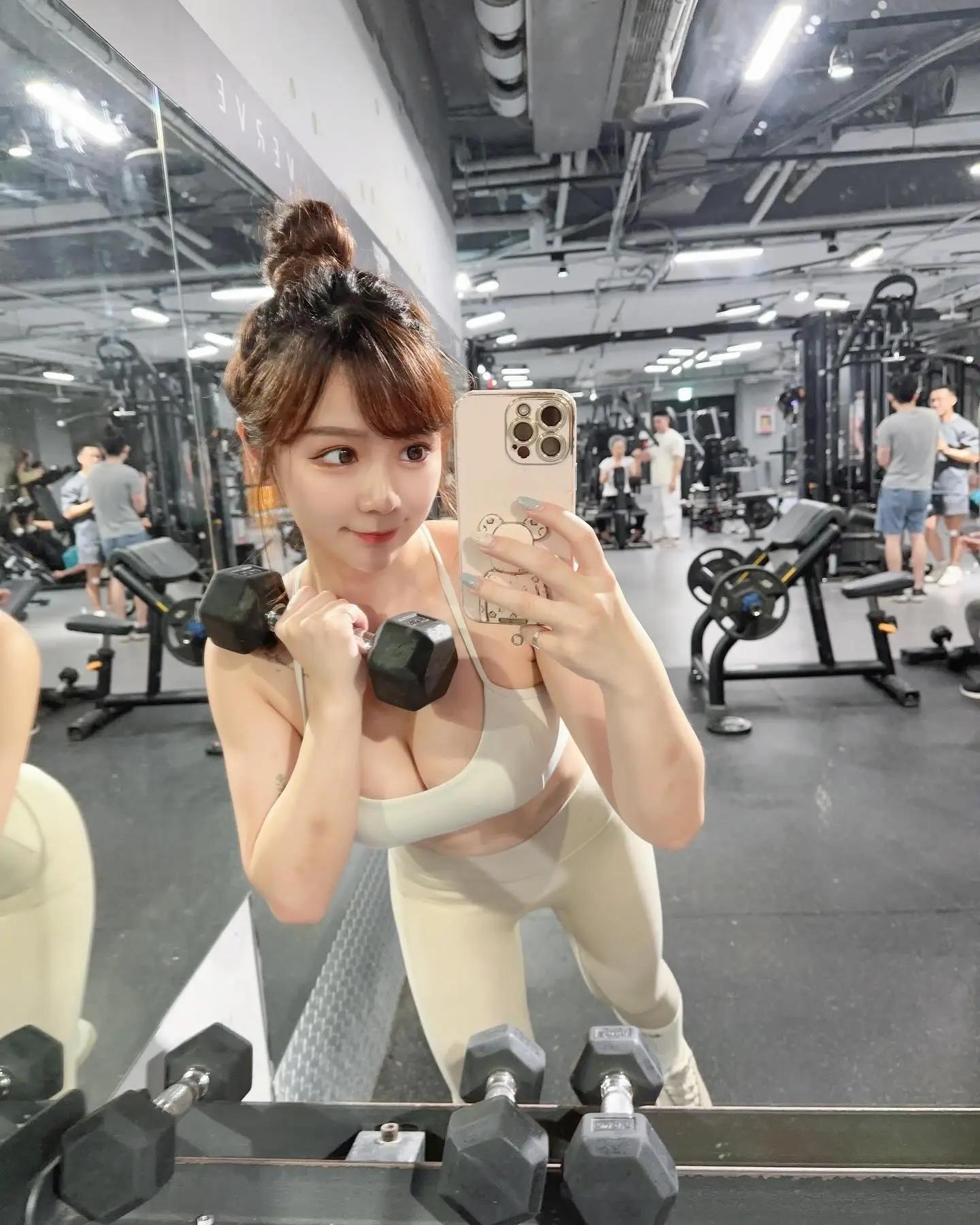 性感奶妹「予依详情介绍-性感奶妹「予依美图小说-性感奶妹「予依美图小说-迅雷下载-磁力-中学小处女-mc.zxxcc.lol/38D/(2)