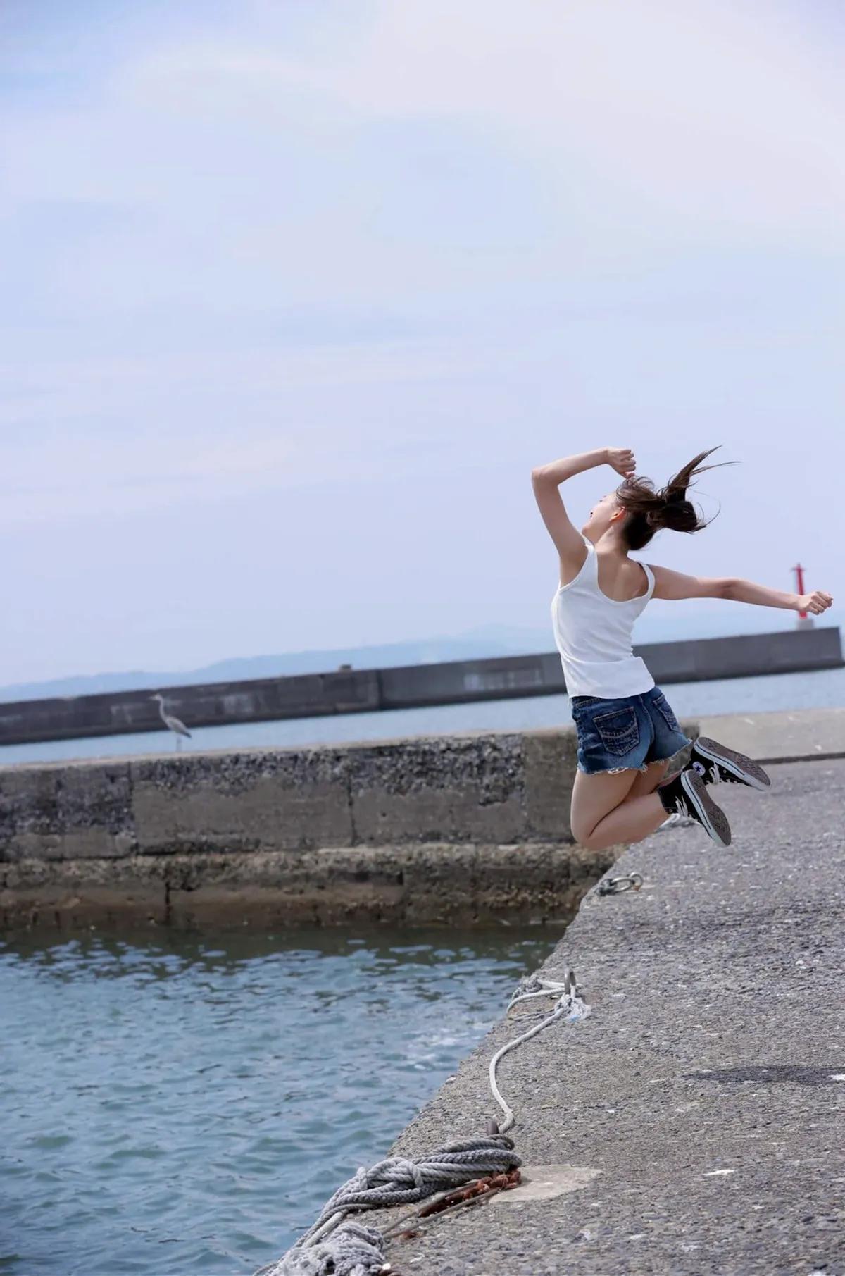 [森日菜美] 精致美颜狂展性感力让人招架不住