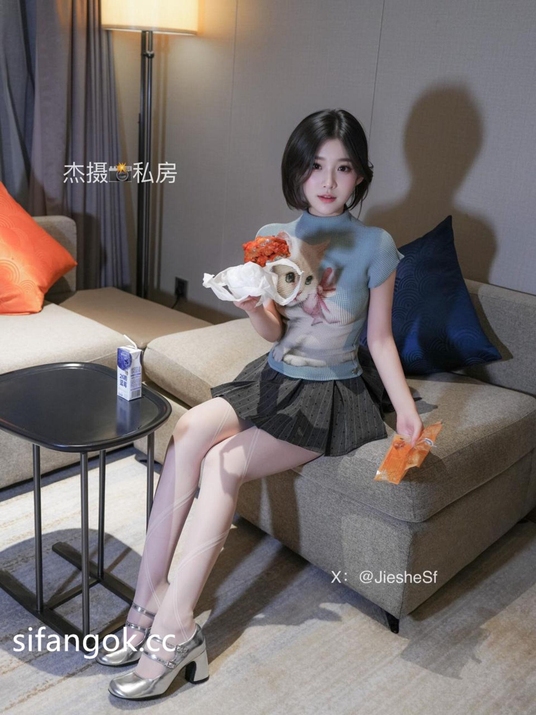 国模套图 杰摄私房摄影合集第二部(1060)