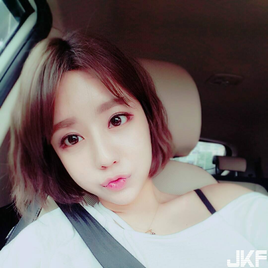 色色der！直播妹大聊「成人话题」无极限，还加码爆料「最爱的」AV排名…-小湿妹图(5)