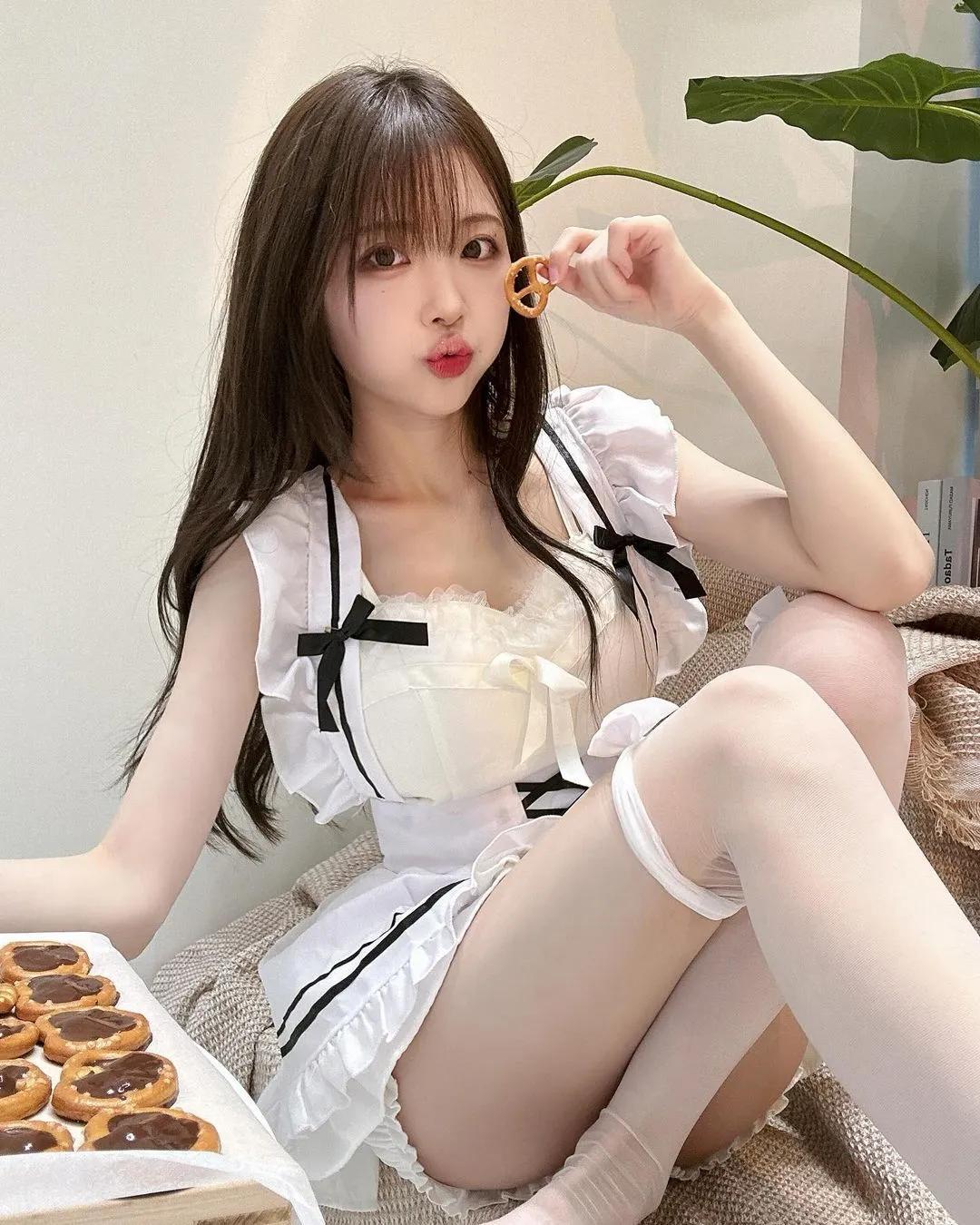 性感妹妹「赵兔喵」挑逗的诱惑身姿 令人招架不住(5)