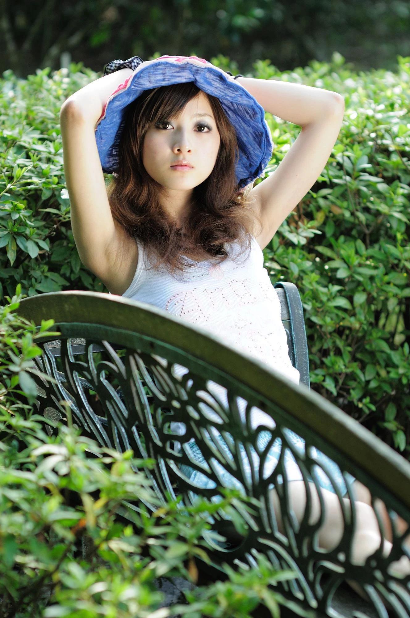 果子Mikako - 阳明山美军宿舍写真套图(31)