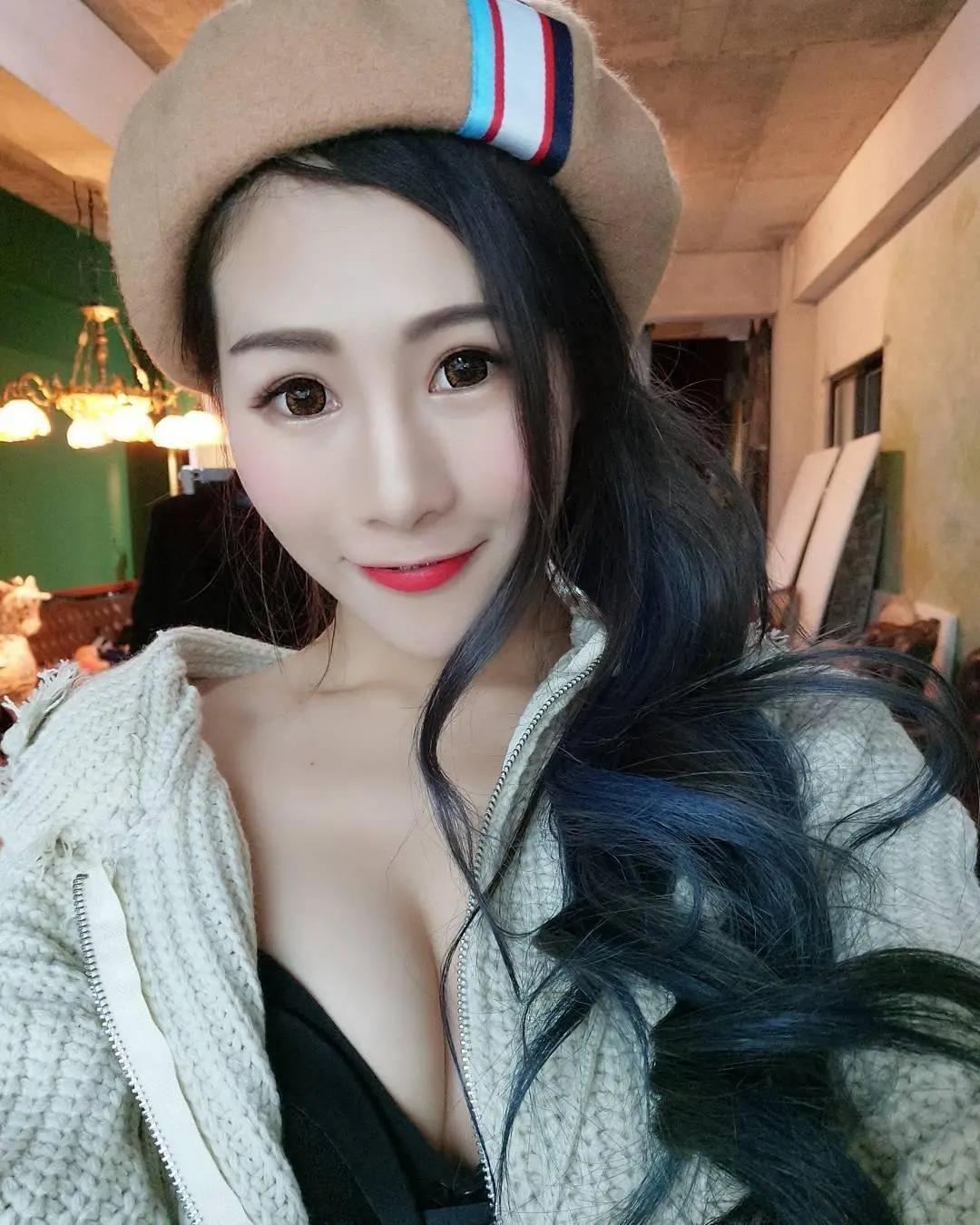 姬姬儿- 台湾妹子俏皮私房照(9)