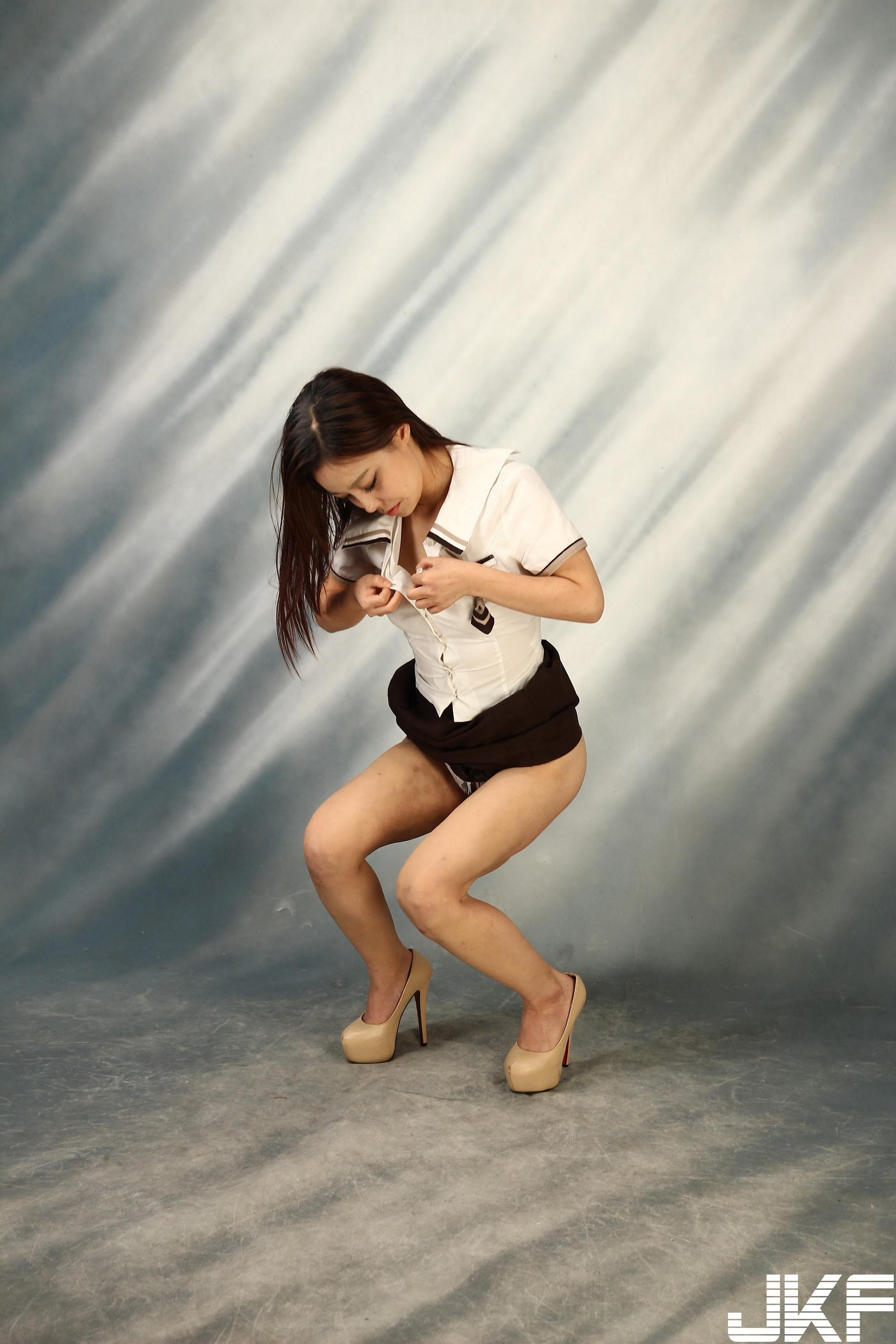 国模露露 大尺度私拍套图 (四)(5)