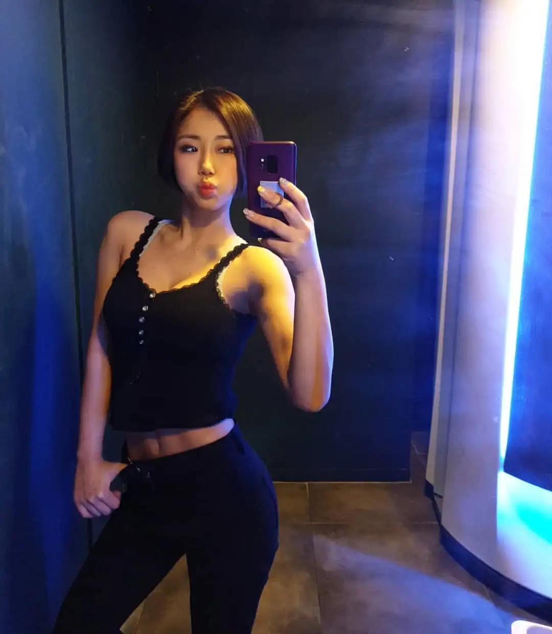 短发健美韩妞「반짝반짝」国宝级肉体太过完美　超明显「马甲线条」让人无法思考-小湿妹图