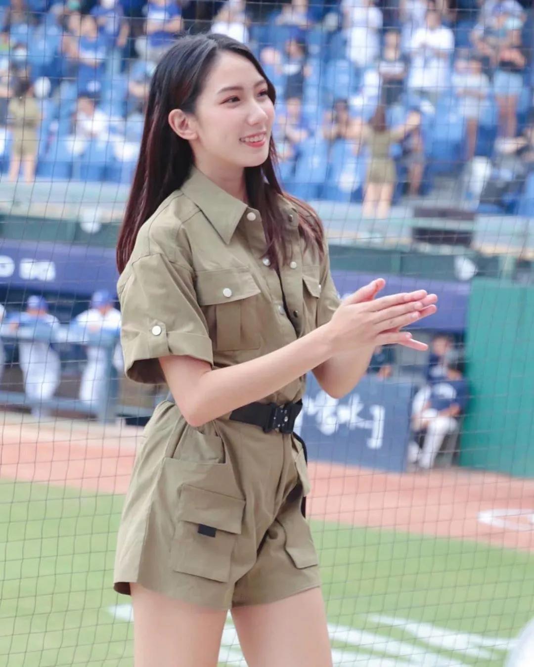 林柠檬 完美脸蛋冻未条！清新可人的颜值(4)