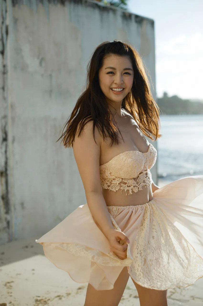 柳ゆり菜  大秀青春活力身材！好康放送(19)